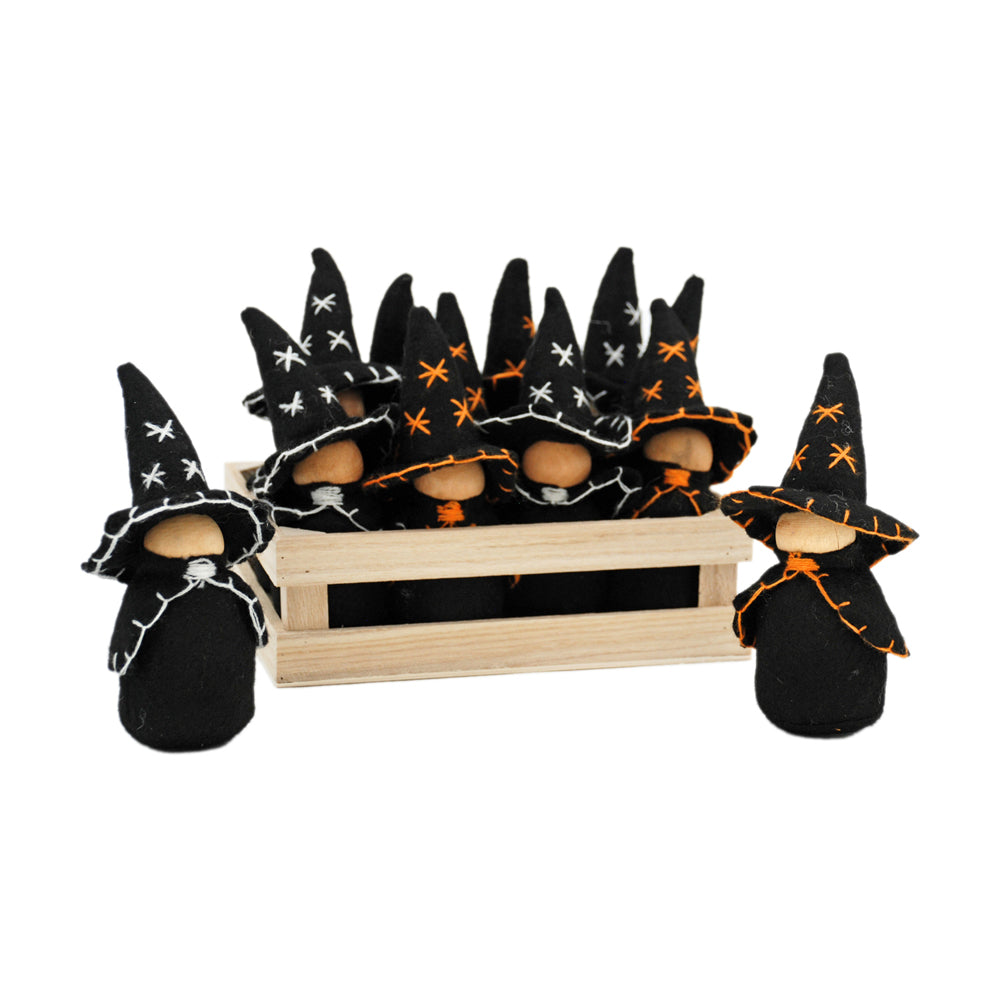 DFQ42971-12S - Set of 12 Witches