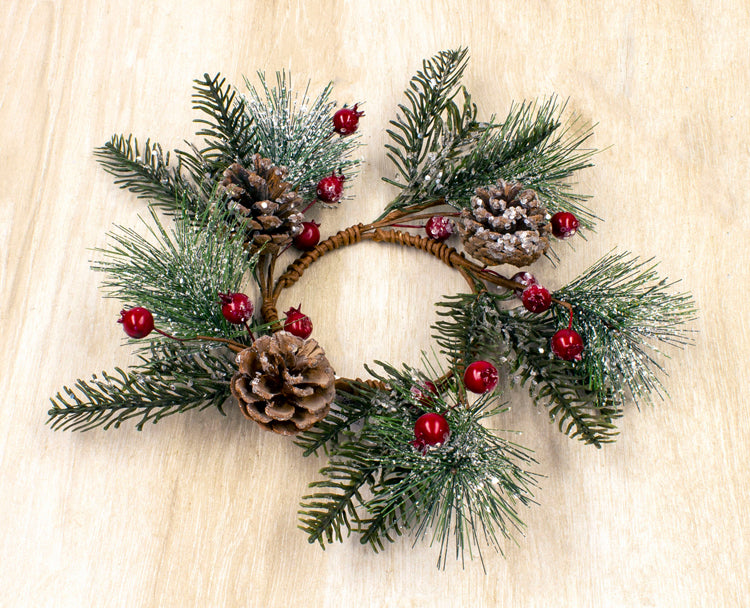 FXQ26704CL - Winter Delight Candle Ring