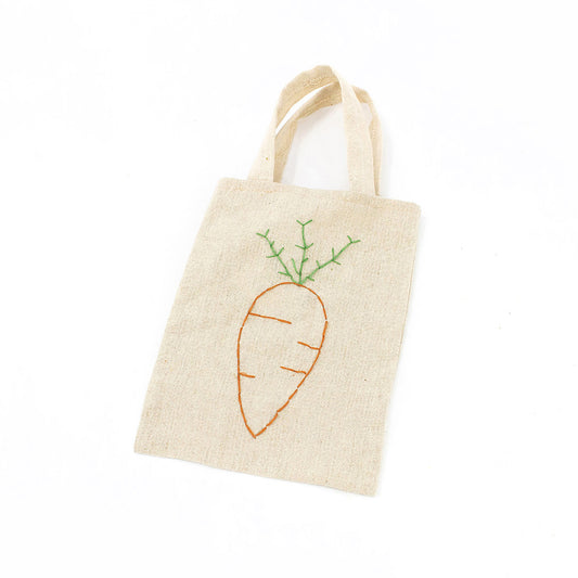 DAQ41246 - Large Woven Carrot Bag 
