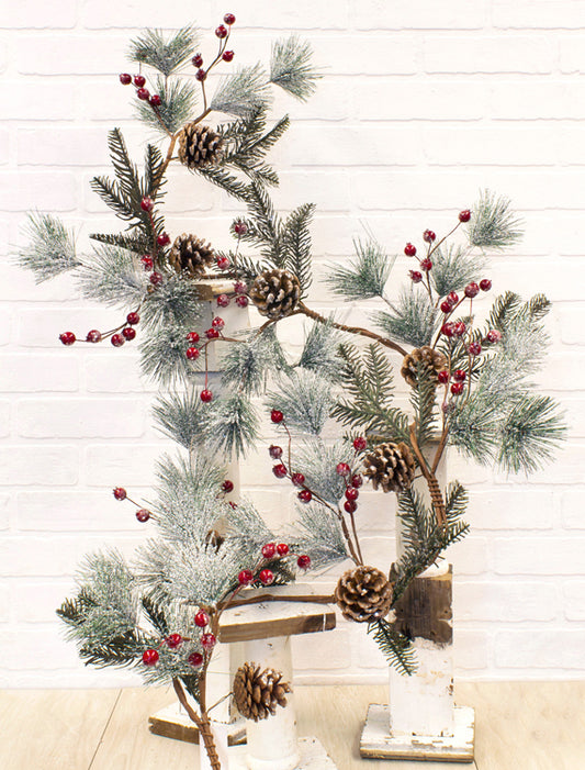 FXQ26704G - Winter Delight Garland 