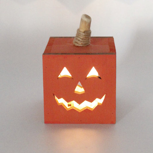 WFF42157 - Lighted Orange Jack O Lantern Box